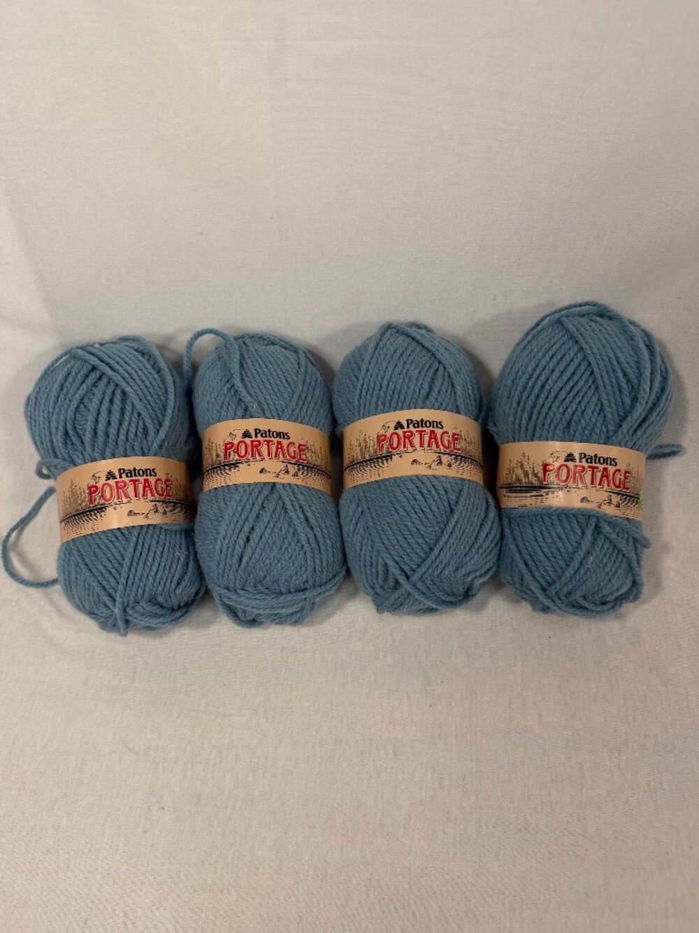 Patons Portage Yarn 4 Skeins Wool Blend Bulky Light Blue 9817 Lot 6 Winter Knit